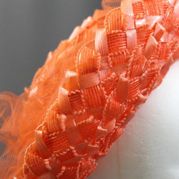 Vintage 1960s Breton hat in soft orange - Picture 7 of 9